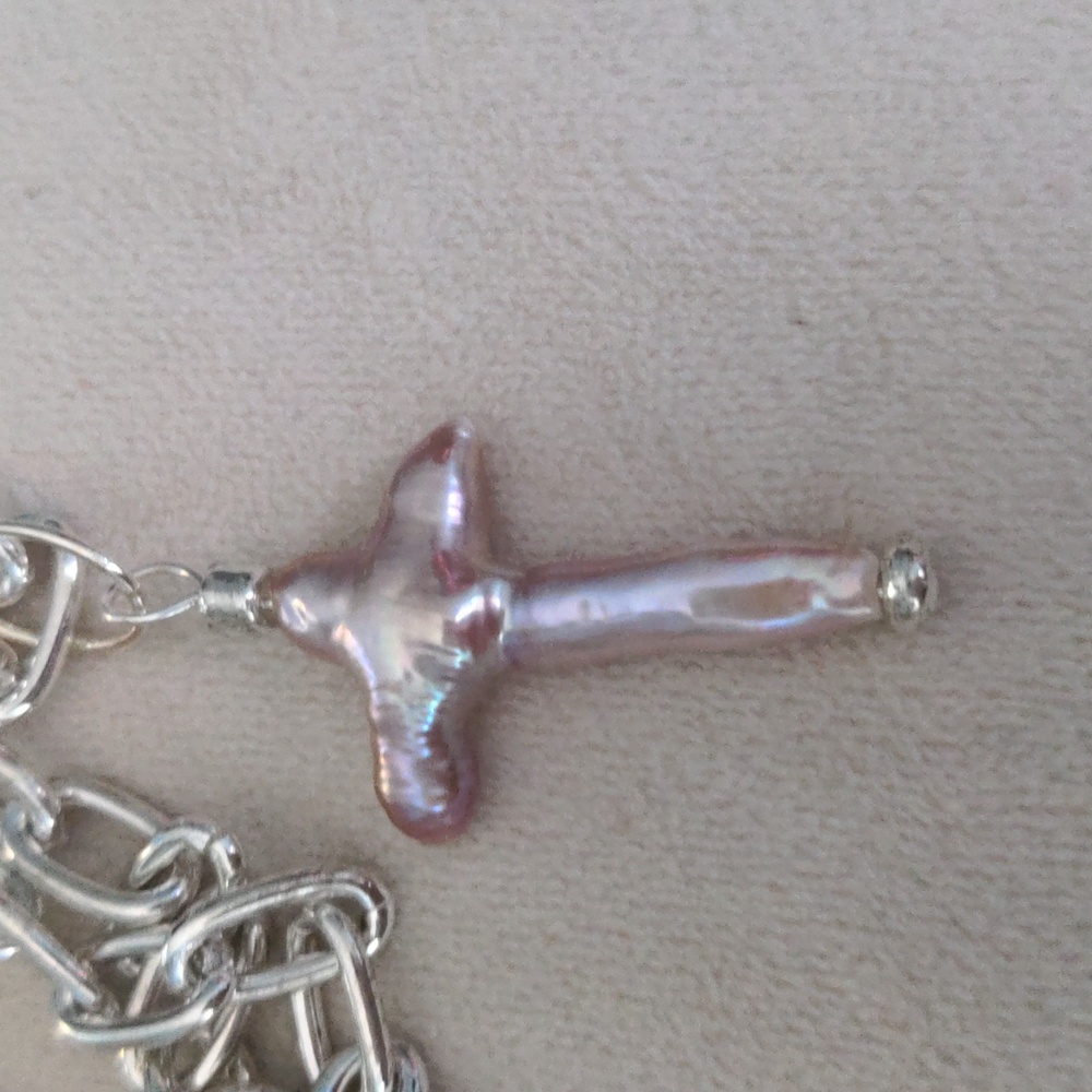 Genuine pearl cross necklace. Lusterous Pearl 20"+3" Silver chain. Gift Box
